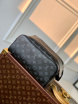 Louis Vuitton Dopp Kit Toilet Pouch