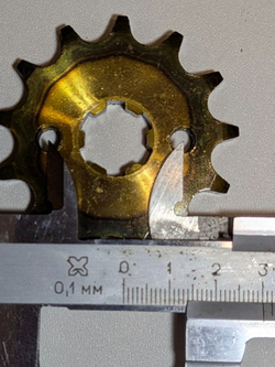 - Звезда ведущая 428-16 для мотоцикла, питбайка, мопеда с двигателем CG/CB, с валом 20 мм