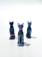 Фигурка кошки из флюорита в египетском стиле