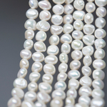 Жемчуг культивированный фриформ, белый, 6*7мм