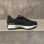 New Balance 327 • Black