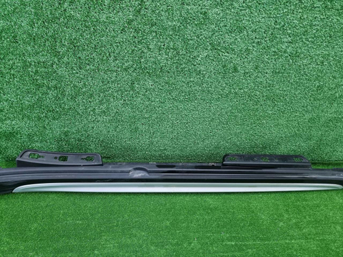 Накладка порога правая Mini Countryman F60 (16-23)