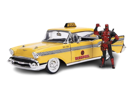 Набор Hollywood Rides Chevy Bel Air-Hard Top W/Deadpool Figure