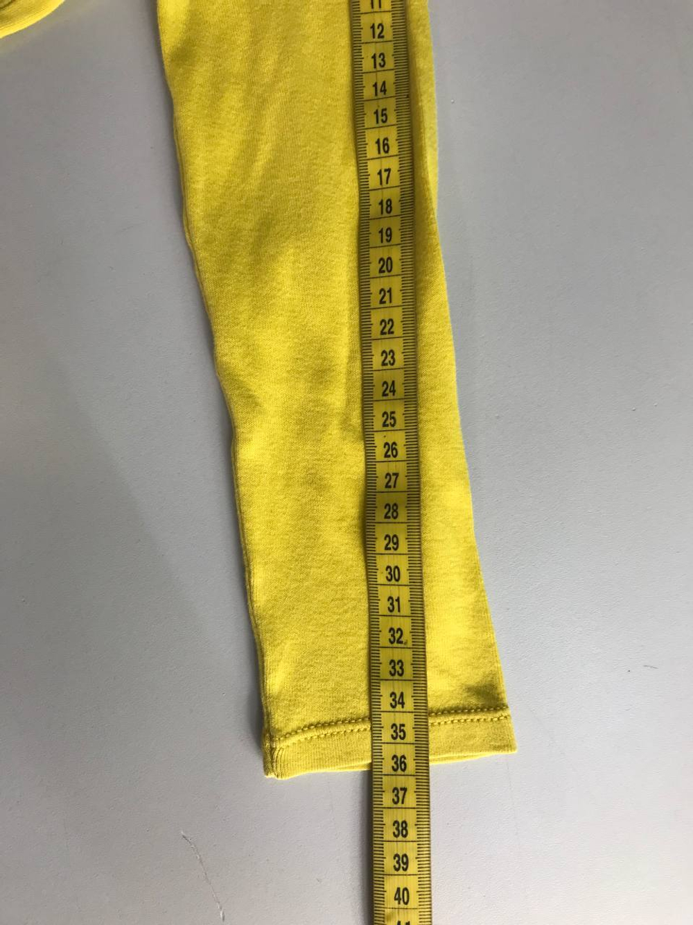 Лонг Benetton красивого цвета, на 4/5 лет