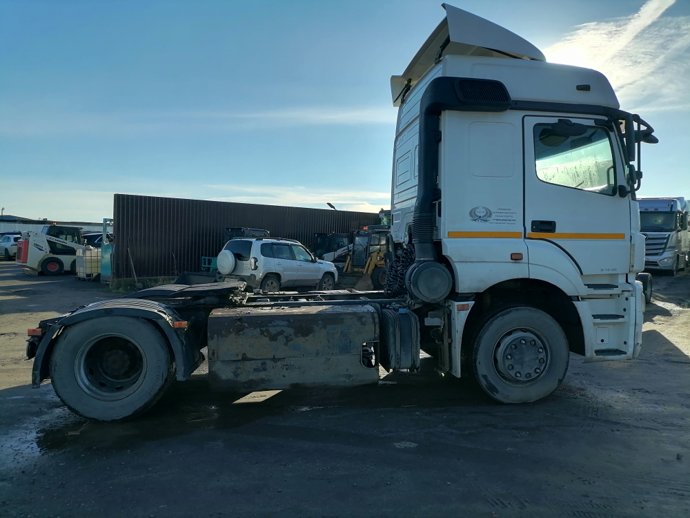 КамАЗ 5490 4x2 Седельный тягач 5490-DC (Дизель/Газ, 12,0 л, 401 л.с., МТ)