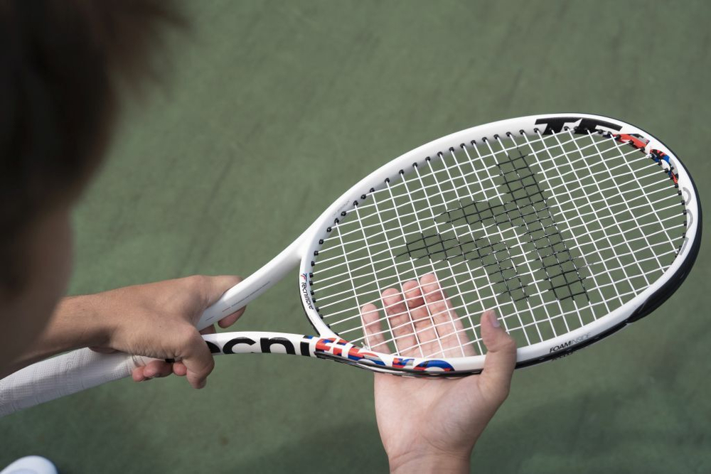 Теннисная ракетка Tecnifibre TF40 305 16x19 + струны