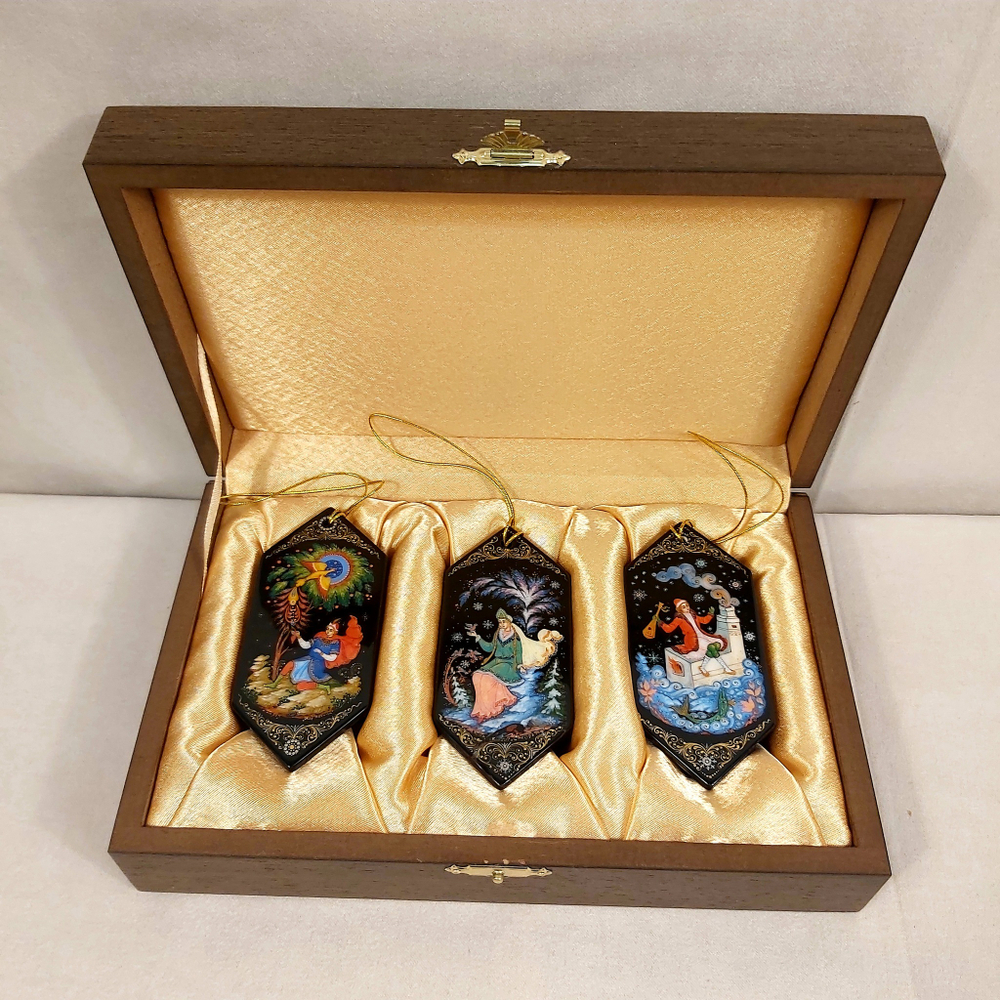 Набор ёлочных игрушек-конфет с ручной росписью Палех "Сказки" в футляре