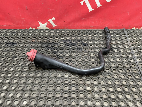 Маслозаливная горловина 2021г