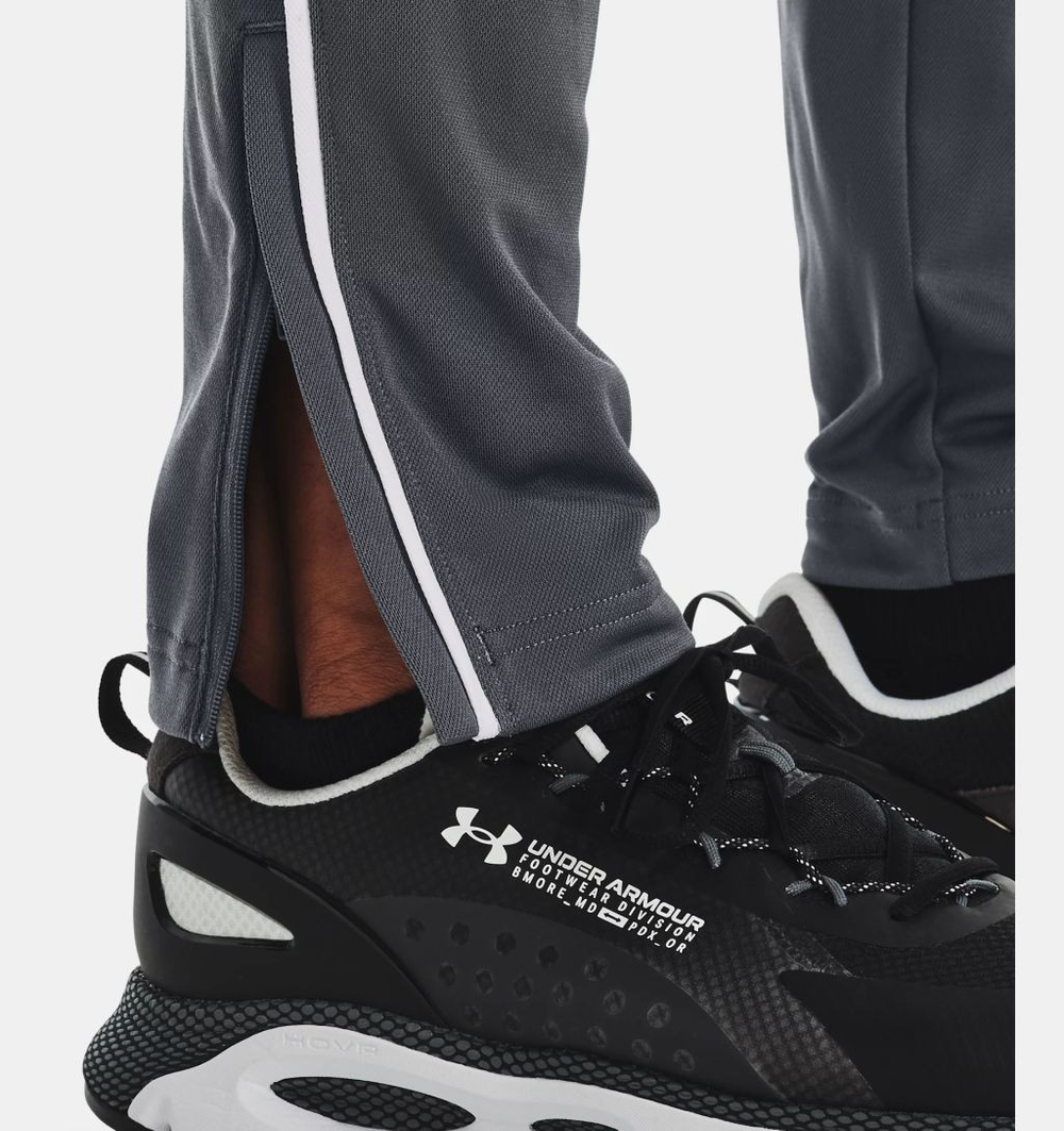 Мужские теннисные штаны Under Armour UA Pique Track Pant M - серый