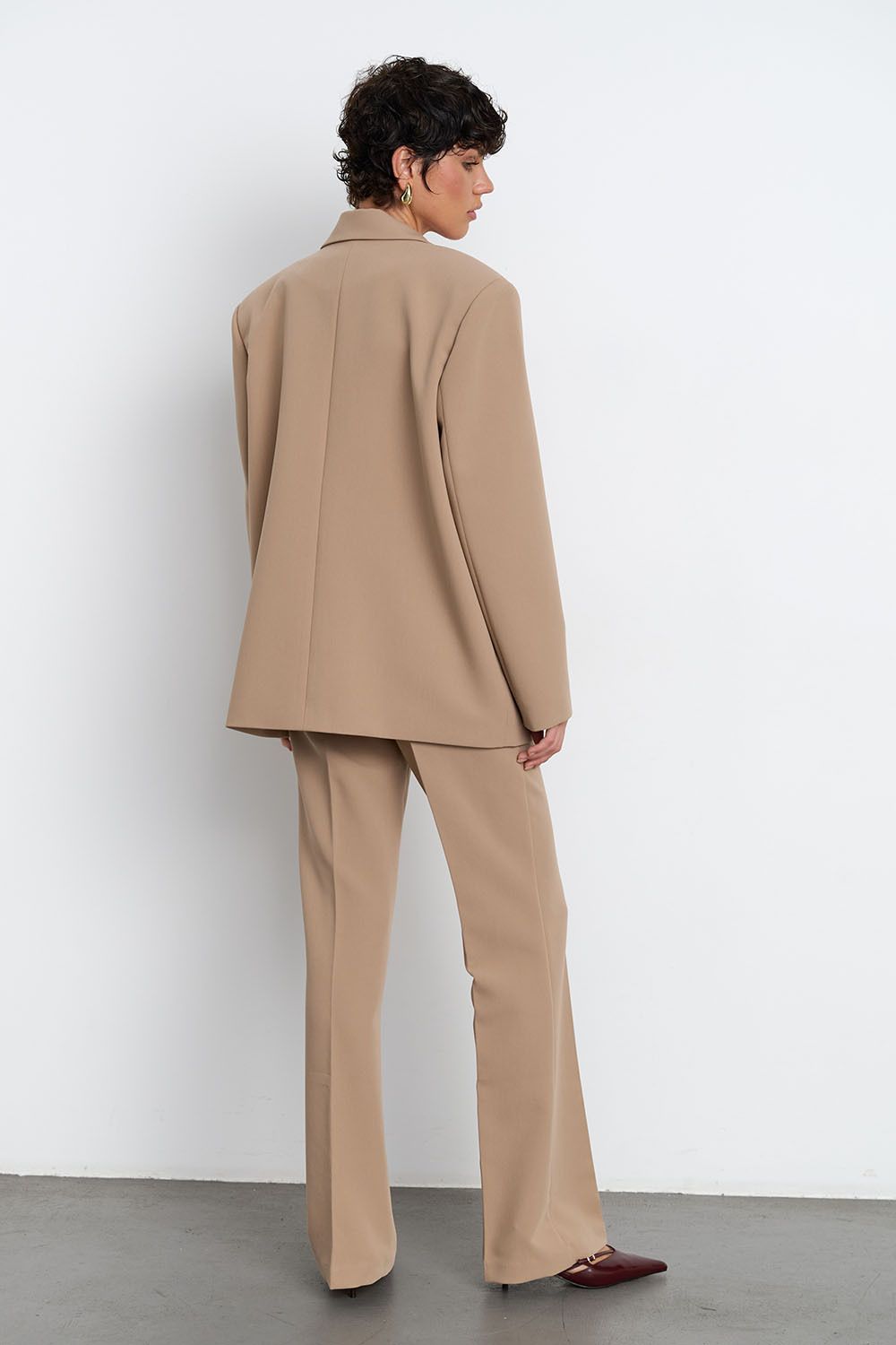 Пиджак свободный костюмный цвета капучино