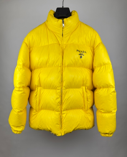 Пуховик Prada