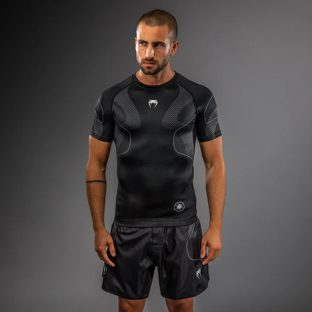 Рашгард Venum Nexus SS Black/Silver