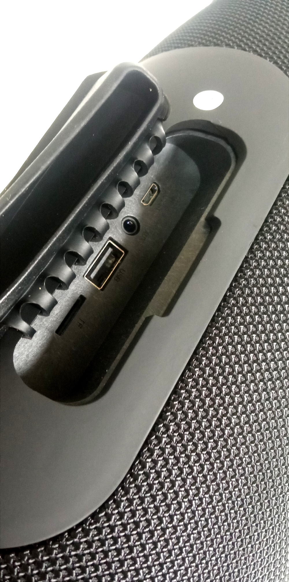 Беспроводная колонка BoomBox2 (BT V5.1/USB/FM) Light