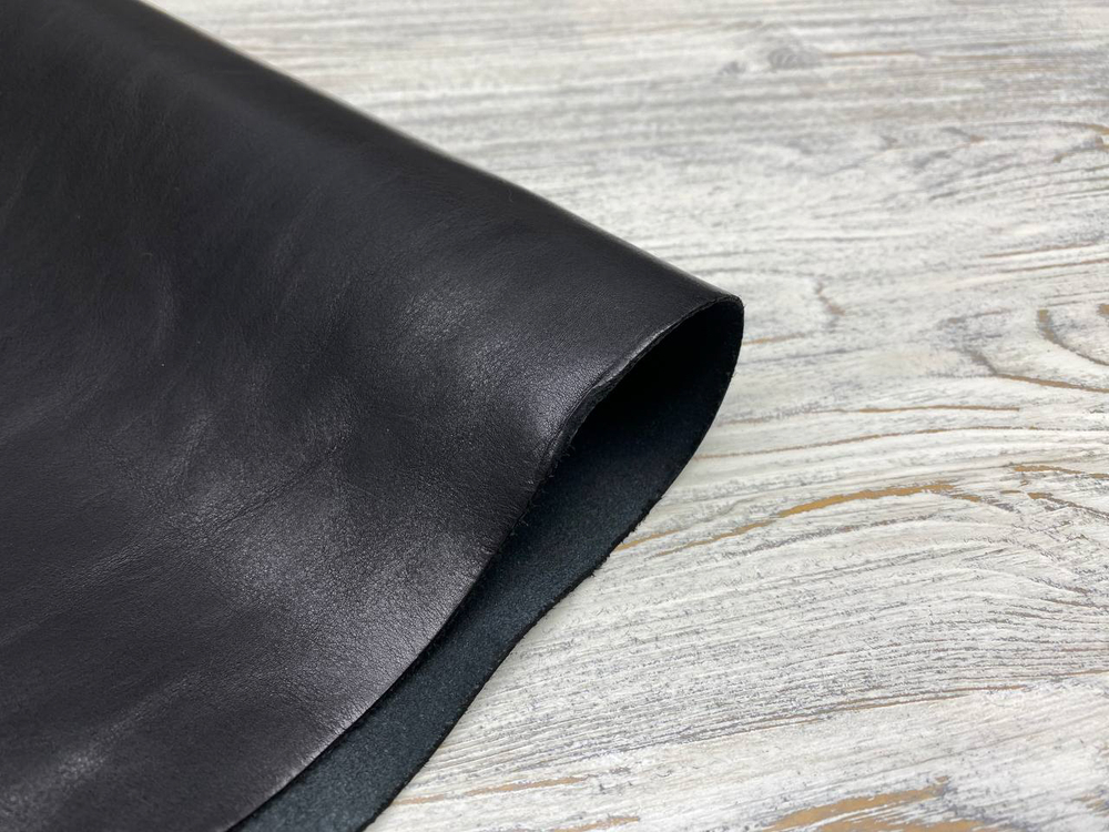 Жаброн цв. Черный / Jabron Light Nero. толщ. 1,3-1,5 мм, натуральная кожа