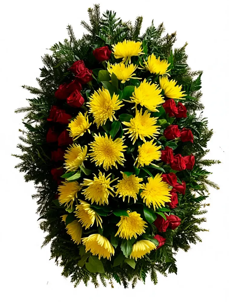 Траурный венок из живых желтых хризантем, красных роз и натуральной хвои, размер 160 см