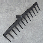 Грабли сенные 12-ти зубые пластмассовые черные