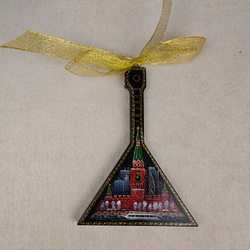 Сувенир Балалайка "Москва" с росписью Палех в подарочной коробке