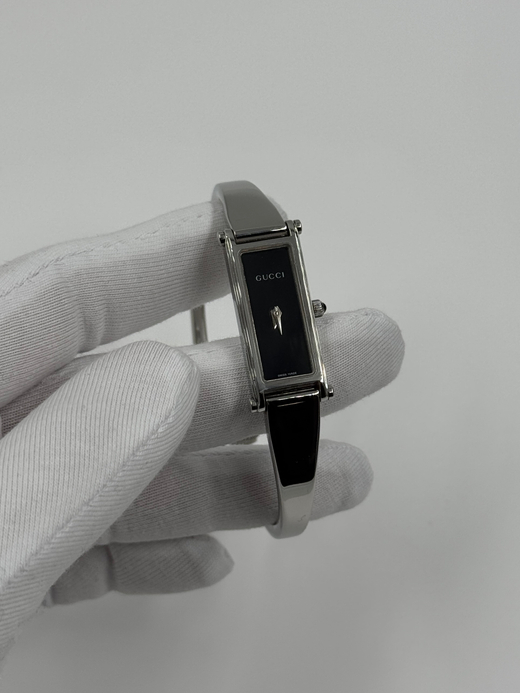 Часы Gucci 1500L