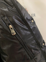 Пуховик Moncler