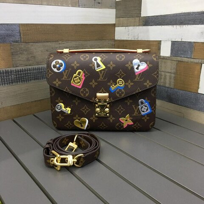 Louis Vuitton Pochette Metis