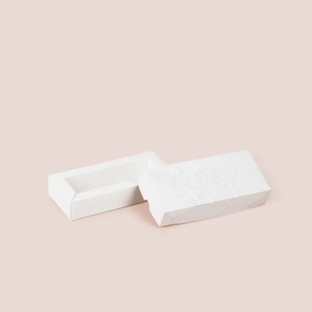 Коробка для пряников с тиснением 156*70*30 мм