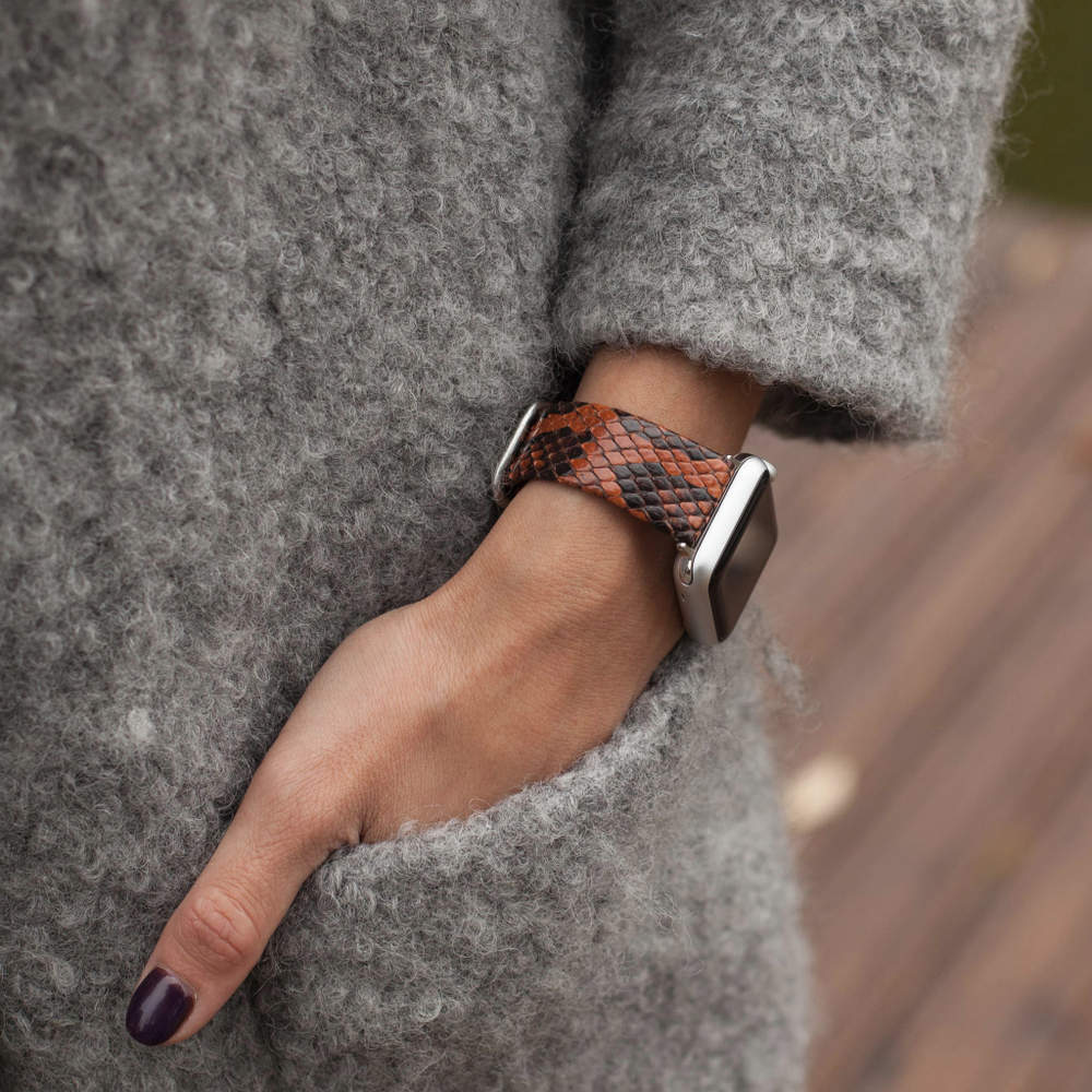 Ремешок для Apple Watch 40/41/42 mm из кожи питона, цвета коньяк