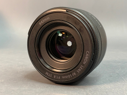Canon RF 50mm 1.8 STM