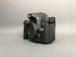 Nikon D90 860 кадров