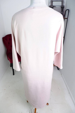 Платье Maybe... приятного оттенка, маркировка М, визуально на 44/46 размер