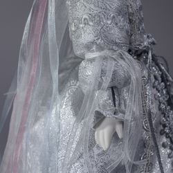 Интерьерная кукла Снегурочка серебряная большая