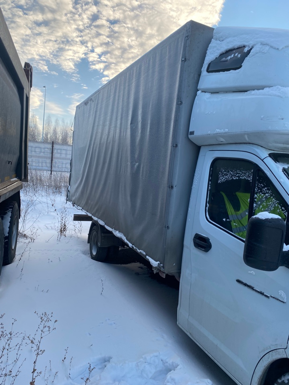 GAZ GAZELLE NEXT Бортовой (Евроборт) 2824DJ (Евроборт, Бензин/Газ, 3,0 л, 122 л.с. МТ)