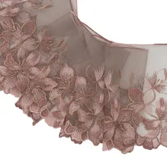 Вышивка на сетке кофе (правая) 17 см