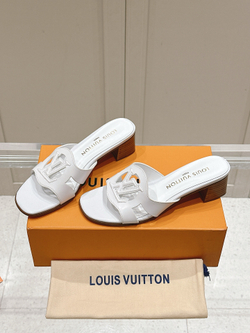 Louis Vuitton Isola Mule
