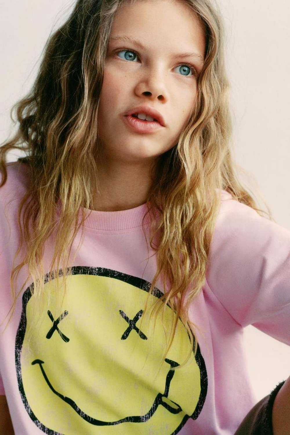 ZARA ФУТБОЛКА С ПРИНТОМ NIRVANA ®, РОЗОВЫЙ