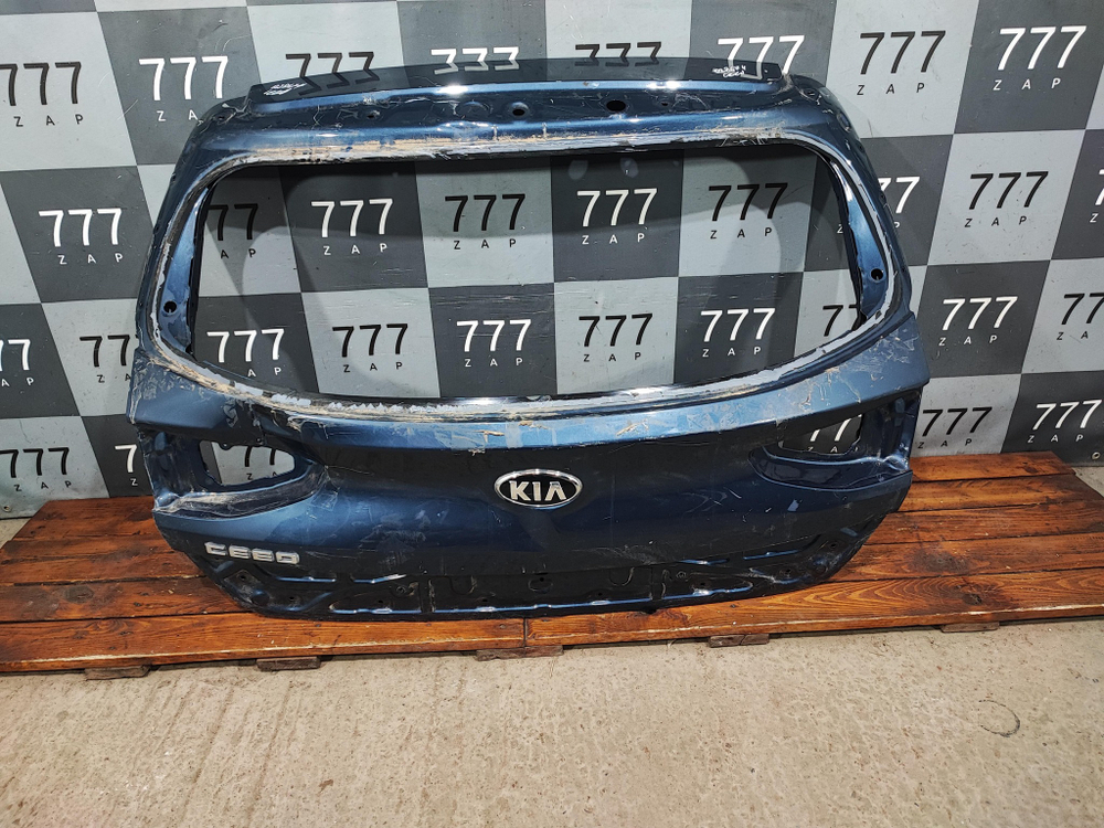 Крышка багажника Kia Ceed 3 (CD) 18-нв Б/У Оригинал 73700J7010