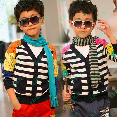 Кардиган детский в полоску с разноцветными рукавами