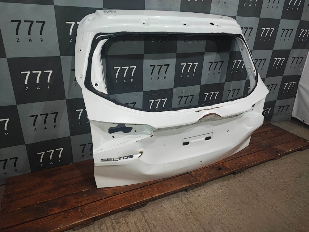 Крышка багажника Kia Seltos 19-нв Б/У Оригинал 72800Q5000