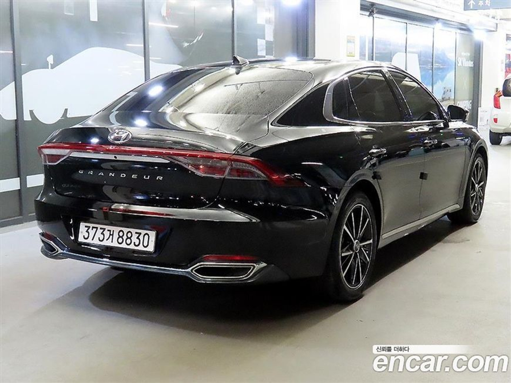 Hyundai The New Grandeur (Azera) IG 3.3 (01.2022)