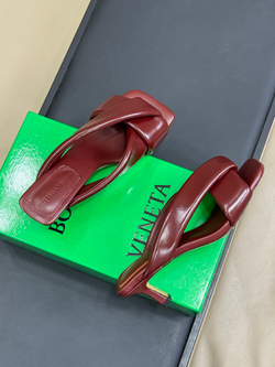 Bottega Veneta Riva Mule (6 colors)