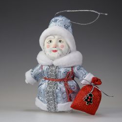 Ёлочная игрушка Дед Мороз с аксессуаром