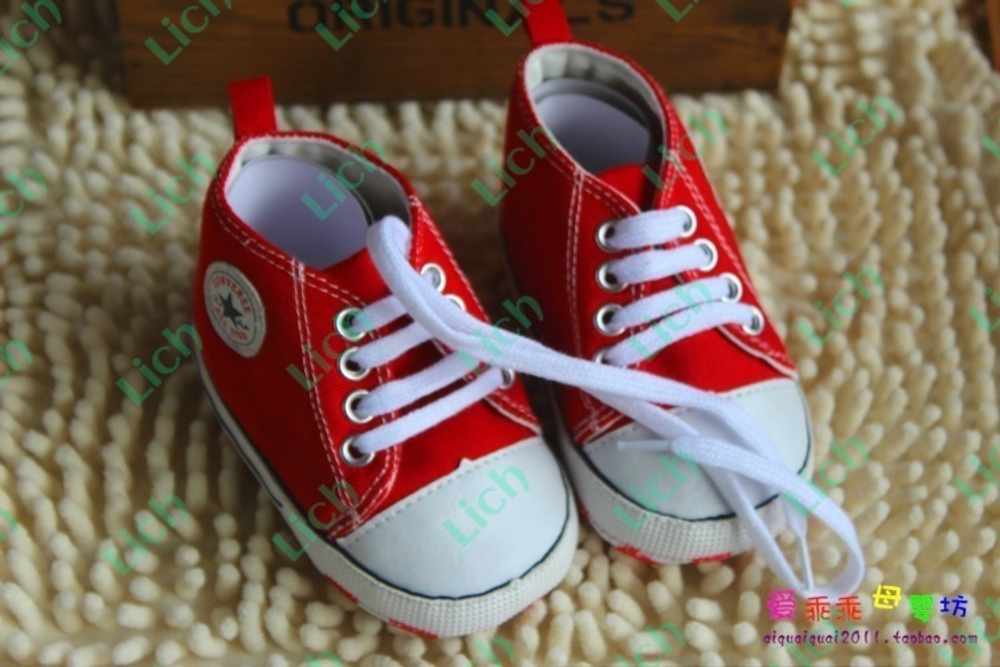 Кеды детские на нескользящей подошве со шнуровкой