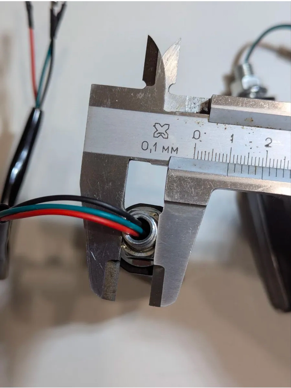 + - Поворотники для мотоцикла светодиодные с бегущим светом