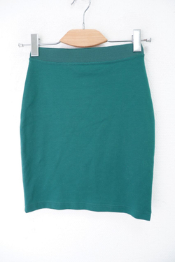 Юбка Incity красивого оттенка 40 размер