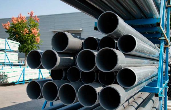 Большие запасы труб ПВХ на складе — всё в наличии!