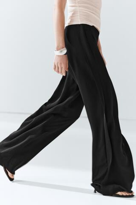 Massimo Dutti Струящиеся брюки прямого кроя, черный
