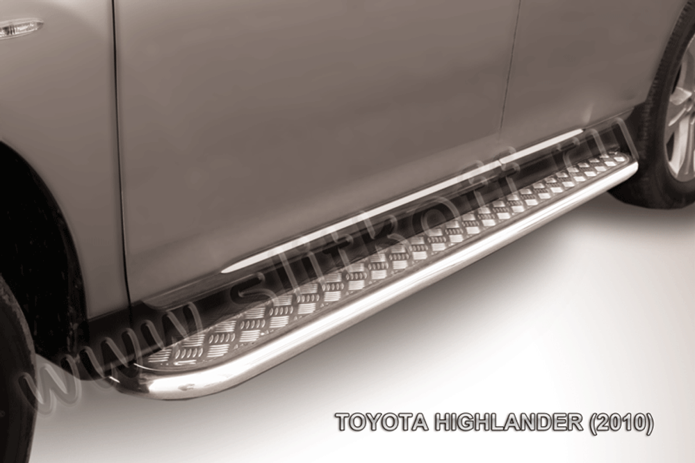 Пороги из нержавейки Toyota Highlander (2010-2013) d57 с алюминиевым листом