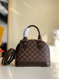Louis Vuitton Alma BB