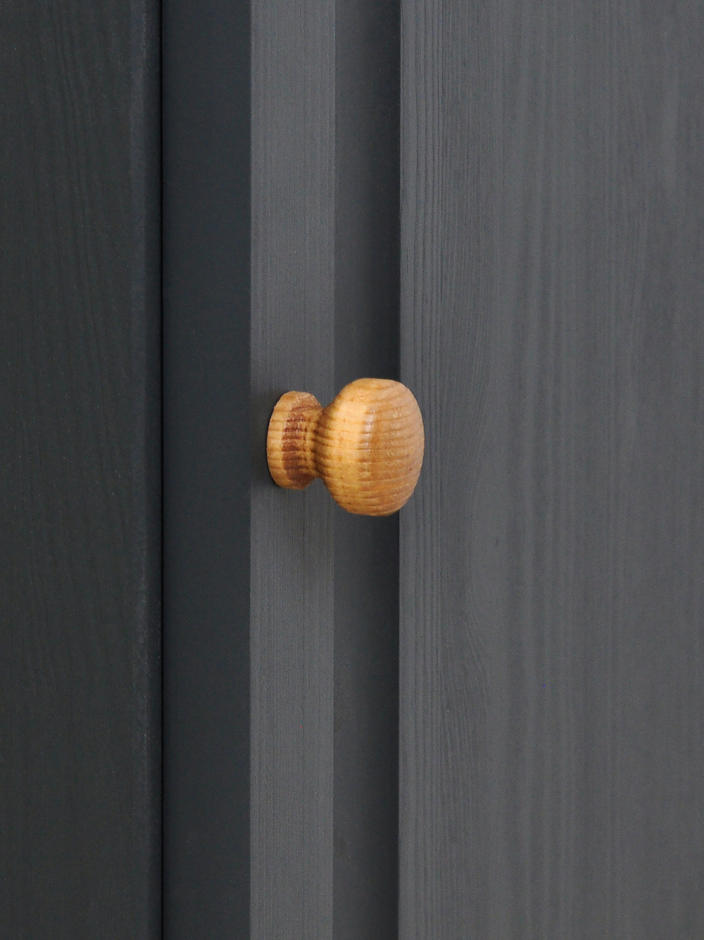 Тумба 90х39х83, Лена, кухонная деревянная двухдверная, под телевизор (буфет для кухни напольный), серый/антик, Dipriz