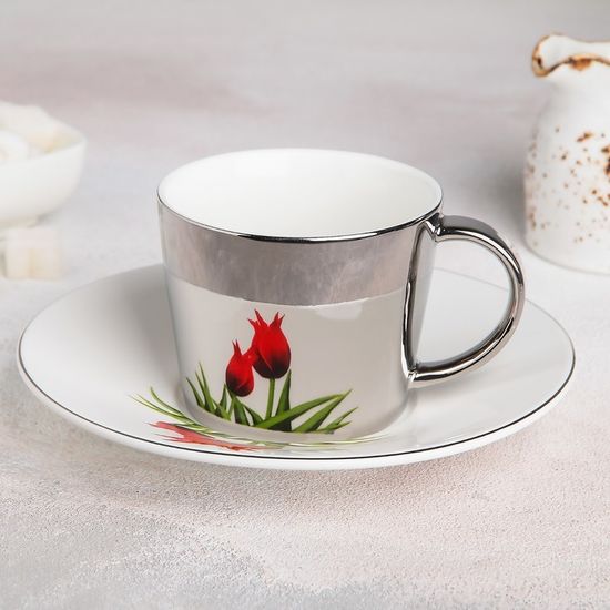 Чайная пара «Зазеркалье. Тюльпан», чашка 200 мл, блюдце 17 см
