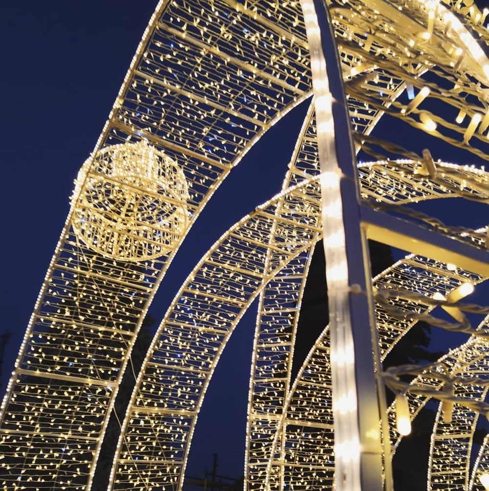 Световой туннель из арок